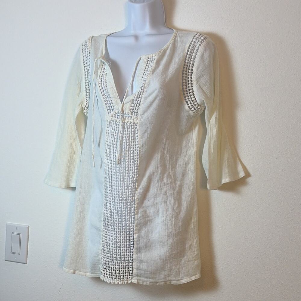 Solitaire Swim White Crochet V-Neck Tie Front 3/4 Flared Sleeve Tunic Top S